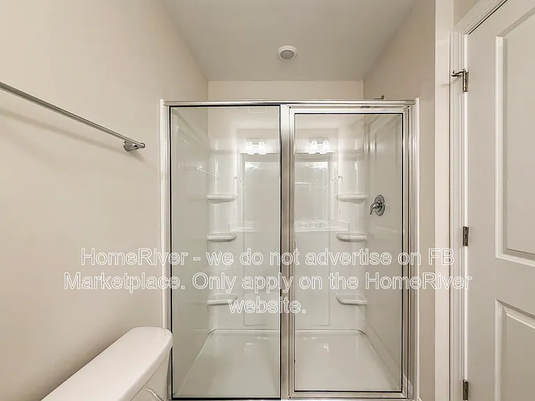 2021 Fishamble St — Photo 10