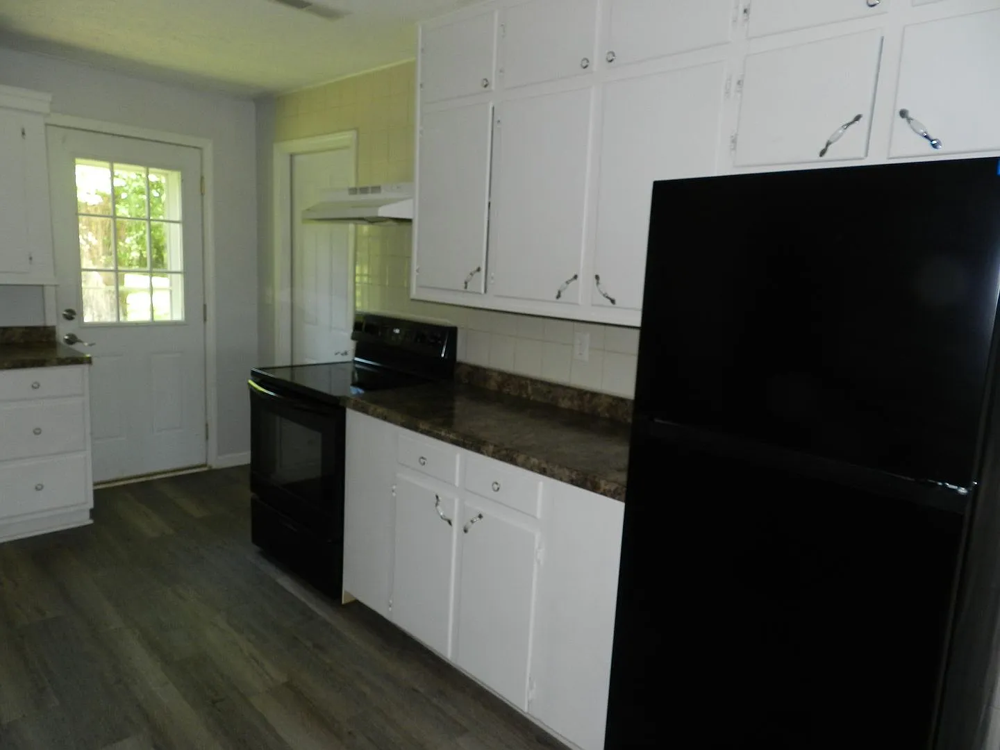 204 Dyer Drive — Photo 4