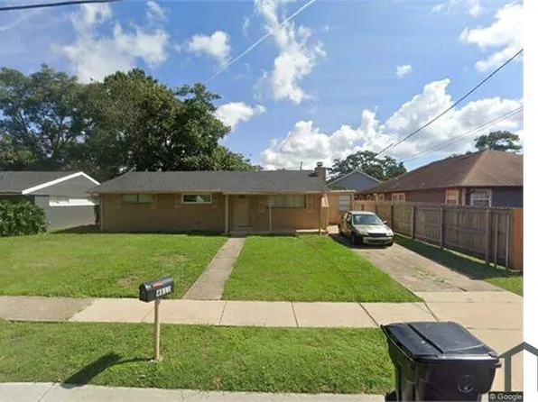 4811 Lancelot Dr, New Orleans, LA 70127