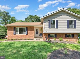 11453 Chaves Ln, Lusby, MD 20657