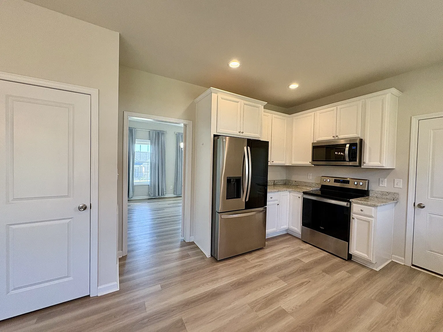 189 Traverse Drive - 1 — Photo 3