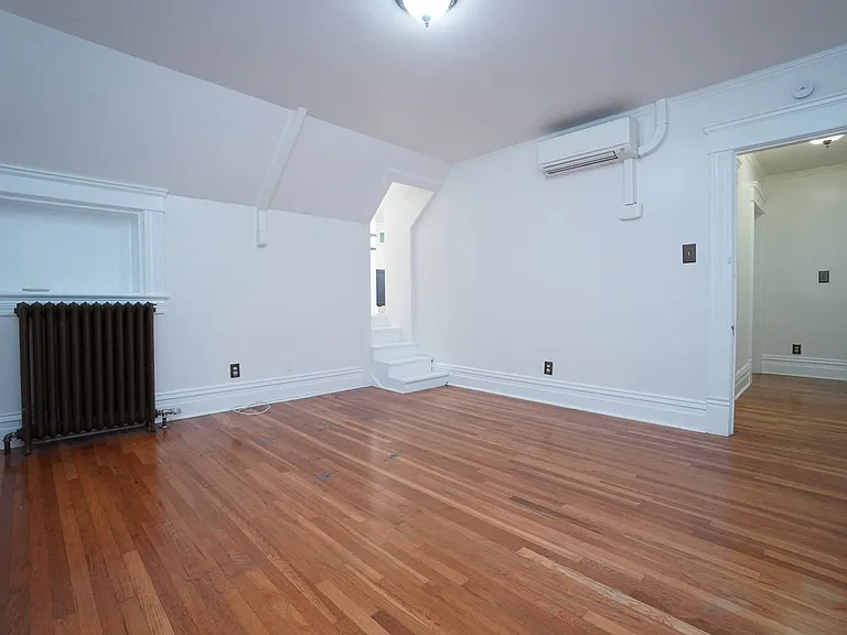 2389 W Boise Ave — Photo 49