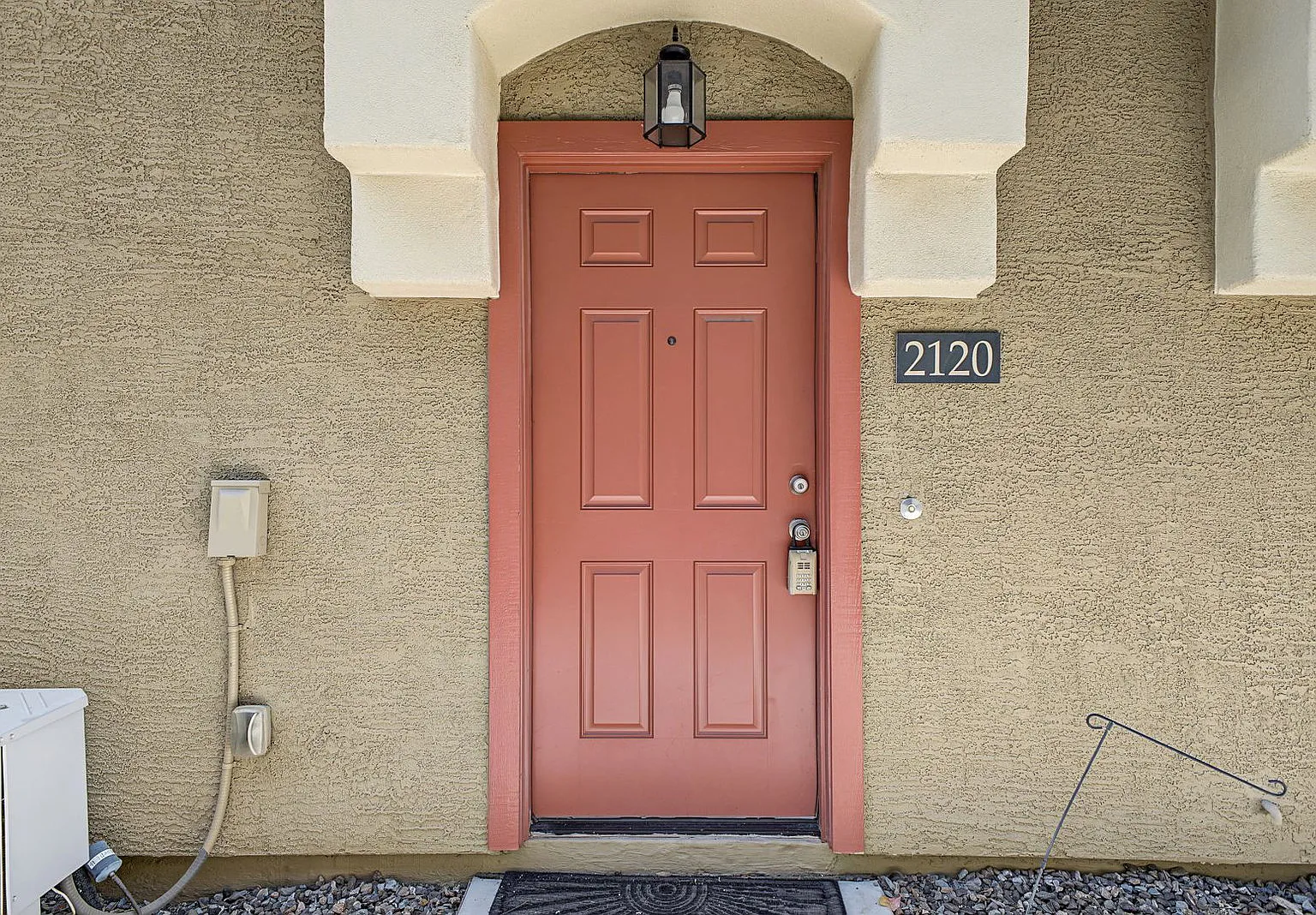 2 bed, 2.0 bath, 1152 sqft, $2,250 — Photo 2