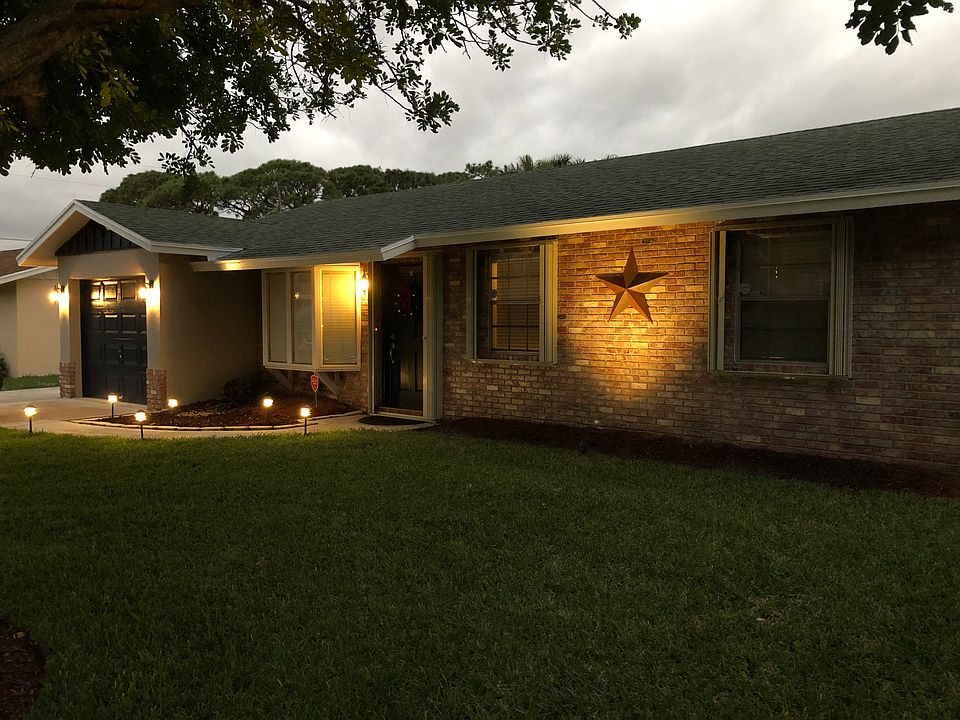 2nd image of 804 NW 10th Ave
