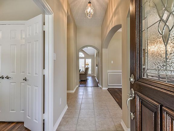 3rd image of 2347 Fern Bend Ln