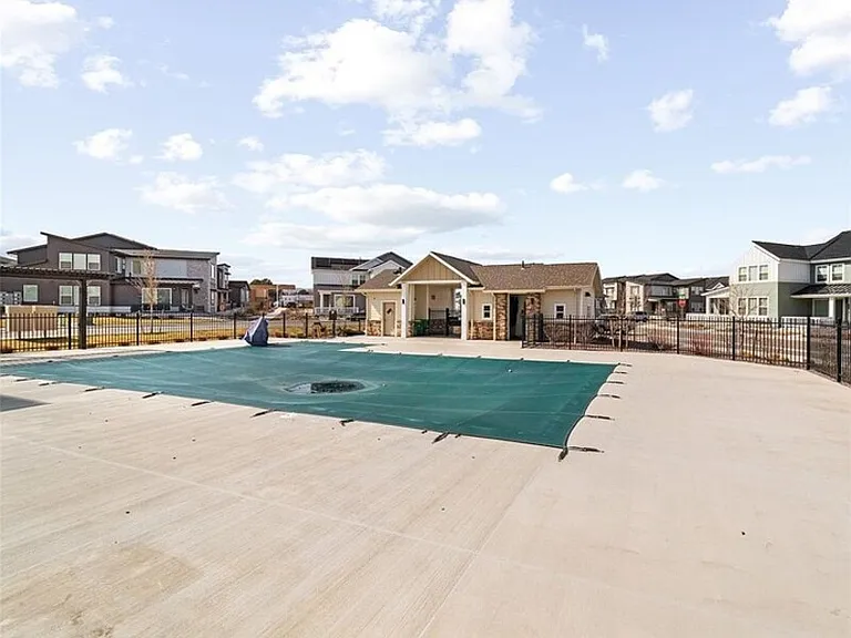 2037 S Vance Way — Photo 16
