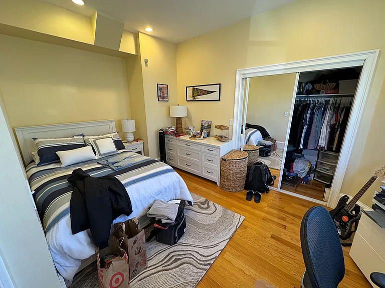208 Holland St #3 — Photo 15