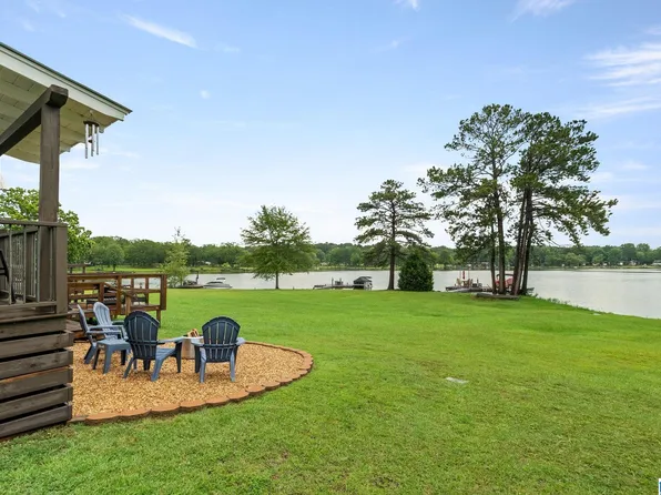 41 Lane St, Talladega, AL 35160