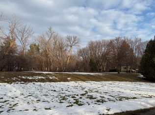 5600 Shorewood Ln, Excelsior, MN 55331