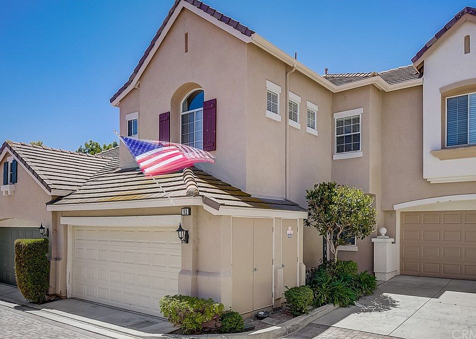 2nd image of 93 Seacountry Ln