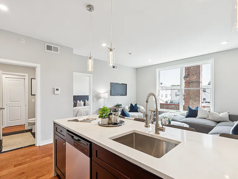 203 Haverford Ave #206 — Photo 2