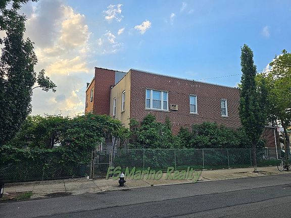2nd image of 4220 21st Ave