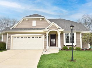 W207N17361 Parkview Dr, Jackson, WI 53037