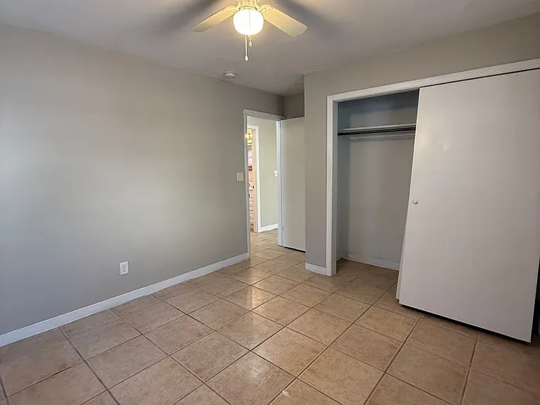 3801 SW 17th Pl — Photo 10
