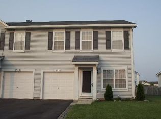 1311 Burns Ln, Minooka, IL 60447