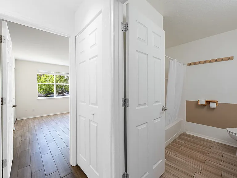 19 Arbor Club Dr #211 — Photo 18