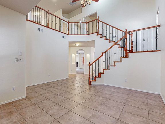 4th image of 6632 Country Hills Ct NW