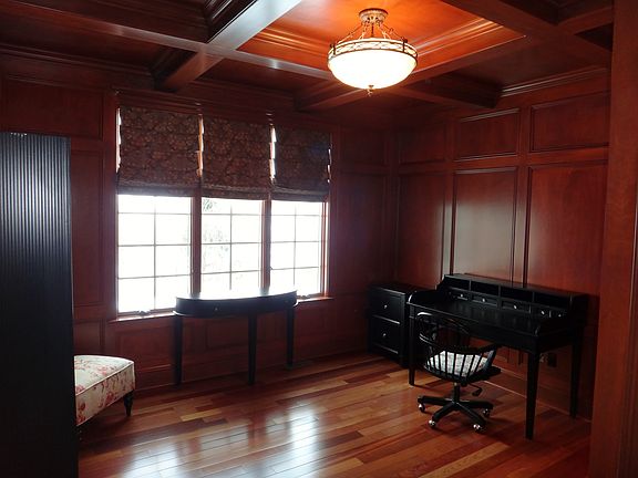 2nd image of 158 Kingston Ave