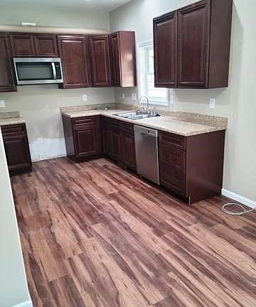 3rd image of 55 Amelia Ln