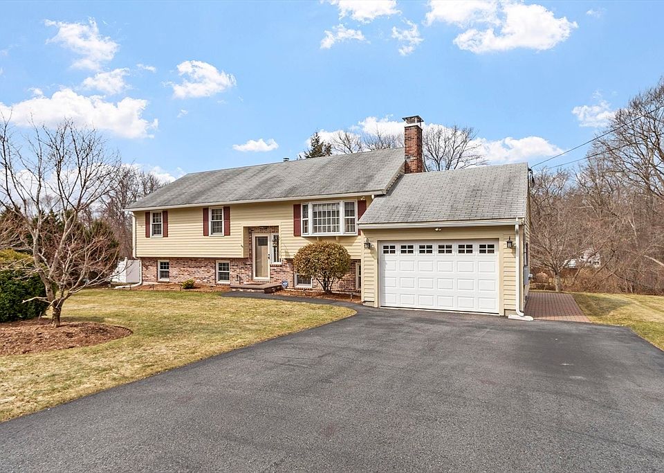 1st image of 20 Hood Rd