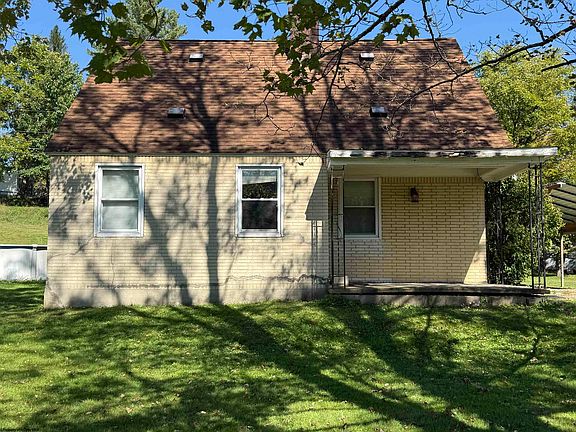 2nd image of 26 Browning Ln