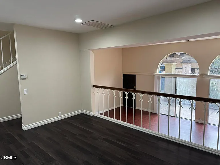 113 Almansor St #26 — Photo 10