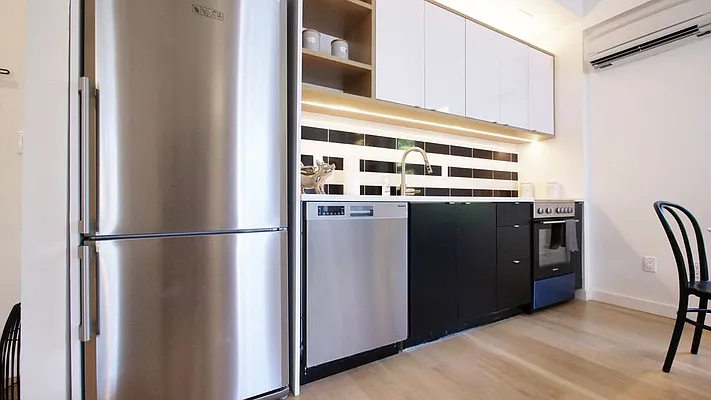 Rented by Nooklyn NYC LLC | media 9