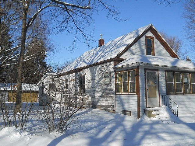 2nd image of 633 Campbell Ave