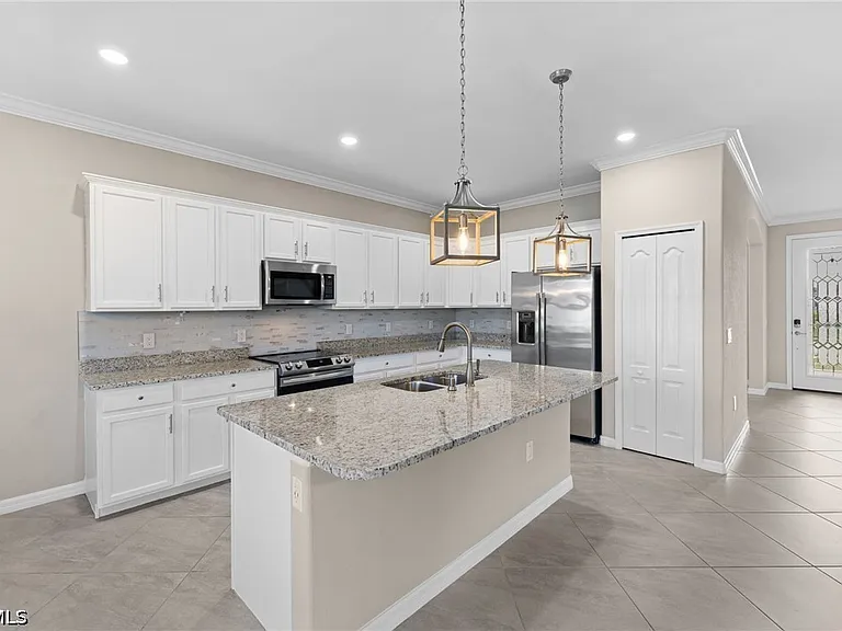11884 Arbor Trace Dr — Photo 10