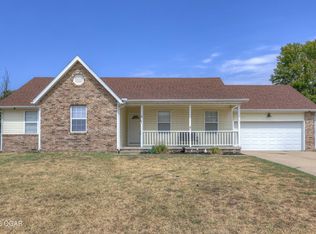 111 Briar Meadow Dr, Carl Junction, MO 64834