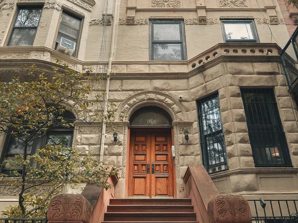131 West 80th Street image 1 of 9
