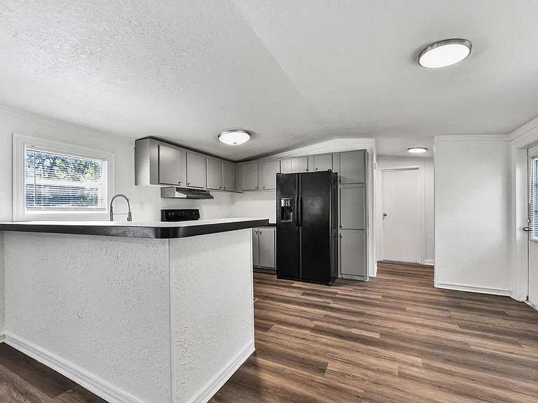 119 McCallman Rd — Photo 3