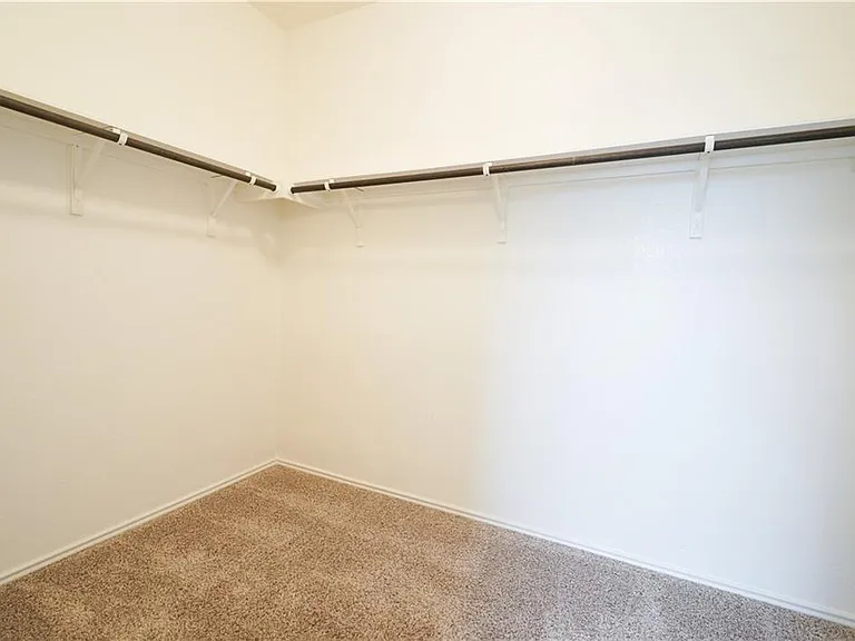 933 Wildrye Ct — Photo 15