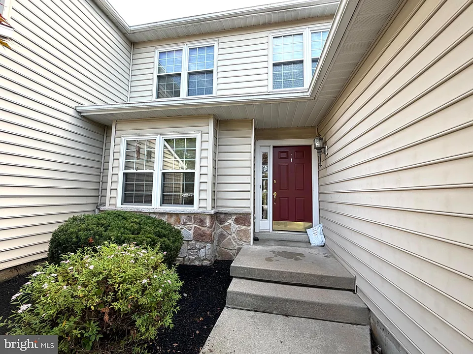 45 Palmer Dr