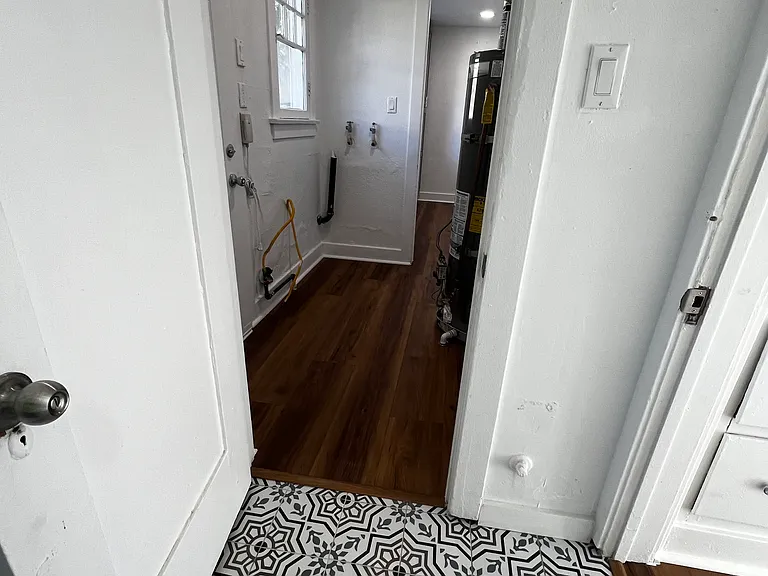 258 E Kingsley Ave #2 — Photo 9