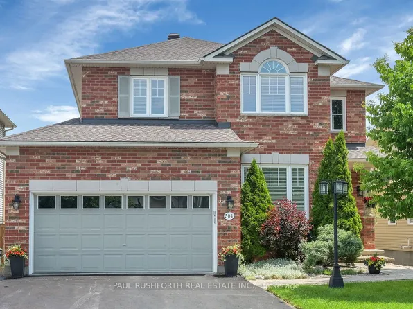 504 Landswood Way, Ottawa, ON K2S 0A5