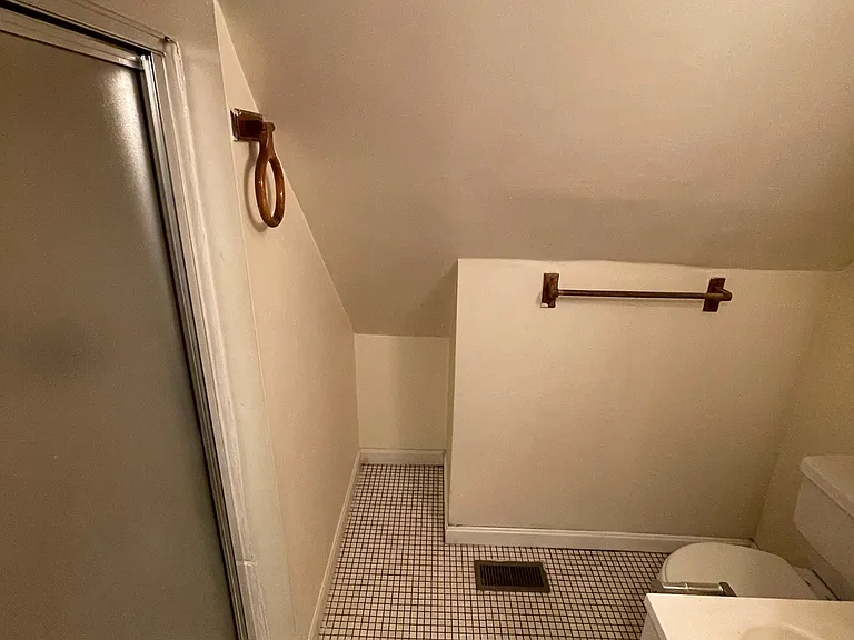 16-18 Brackett St #2 — Photo 16