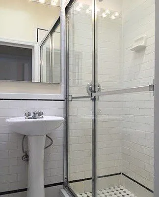 Rented by Frank Valvo Real Estate | media 26