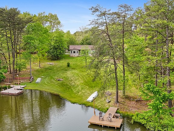 4th image of 374 Eagle Lake Rd