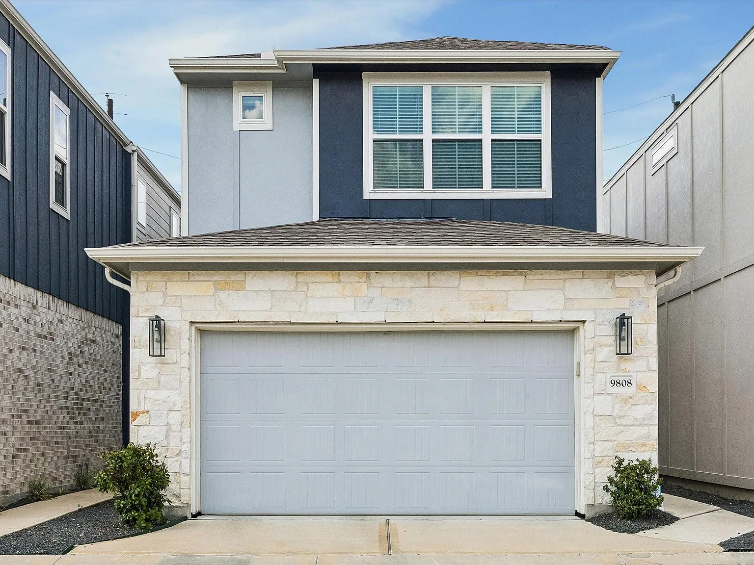 2 bed, 2.5 bath, 1497 sqft, $2,250 — Photo 2