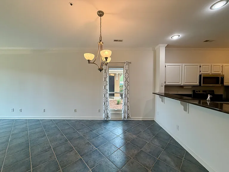 18009 Kings Point Dr #D — Photo 15