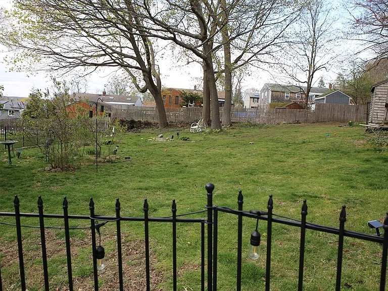 134 Baldwin St #2 — Photo 25