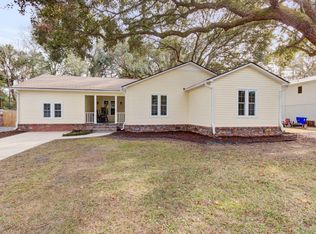 1249 Calais Dr, Mount Pleasant, SC 29464