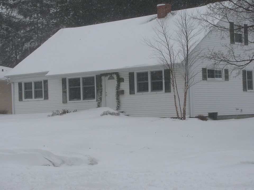1st image of 1623 Eastwood Ave