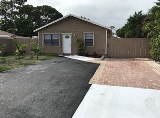 5702 Papaya Rd, West Palm Beach, FL 33413