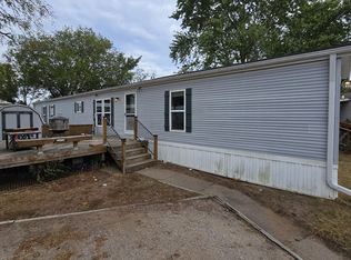 10257 County Road G44x TRLR 114, Muscatine, IA 52761