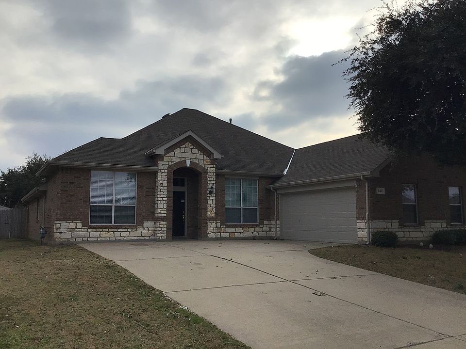 1st image of 823 Fleetwood Cove Dr