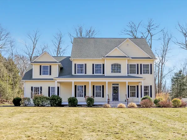 76 Old Country Road, Oxford, CT 06478