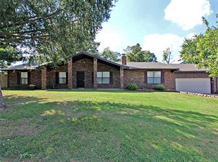 855 Clayton Rd, Cave Springs, AR 72718