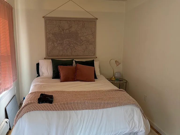 192 Everett St #3 — Photo 4